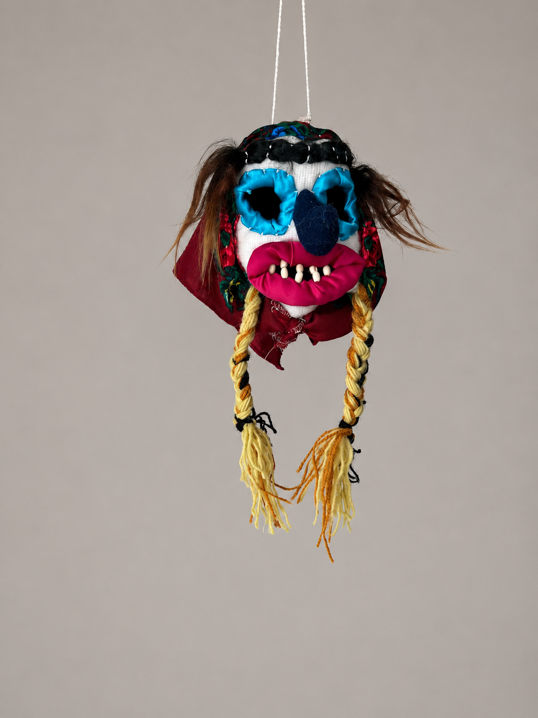 Handcrafted Romanian Mini Mask – Băbuță