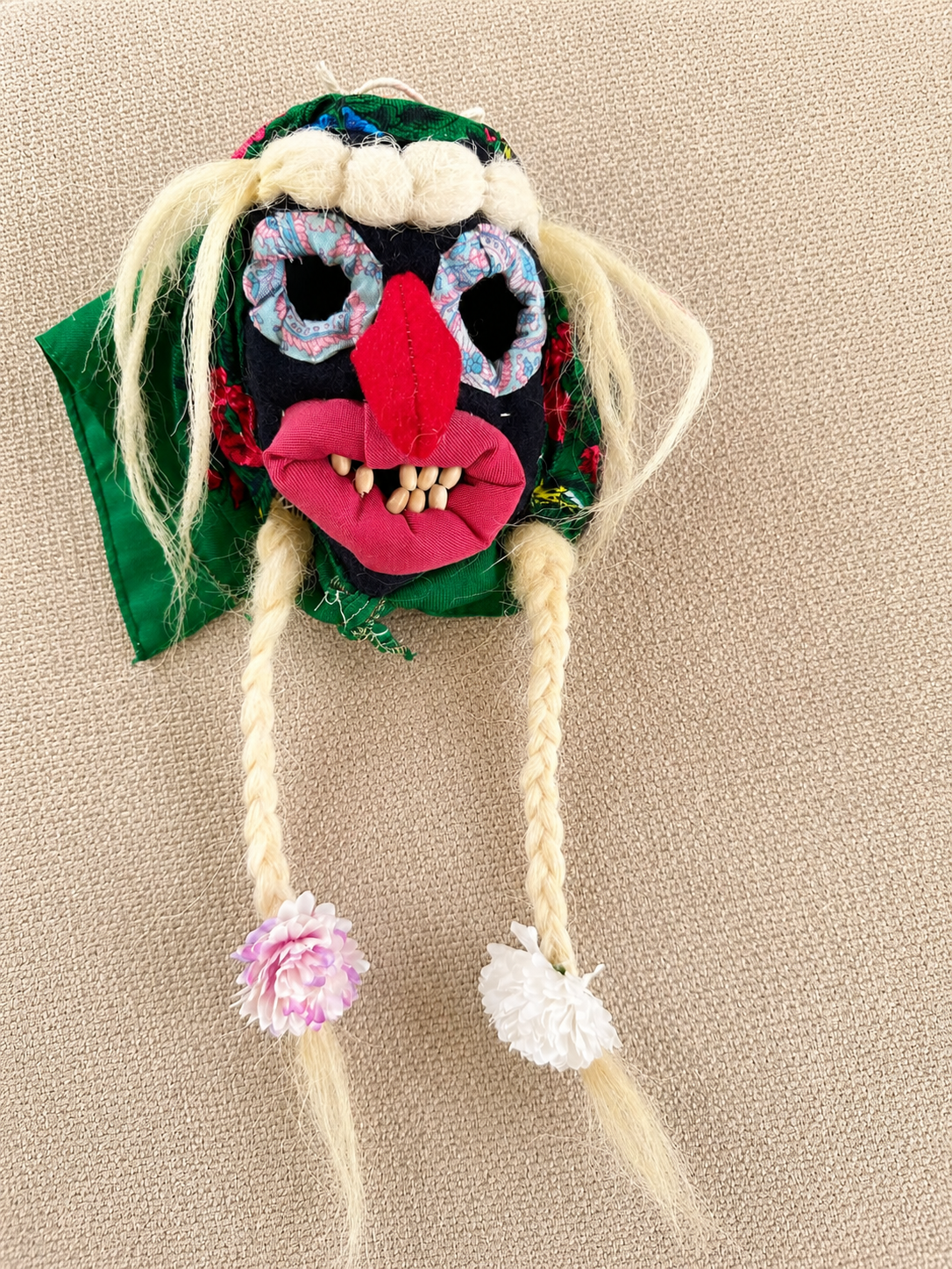 Handcrafted Romanian Mini Mask – Băbuță