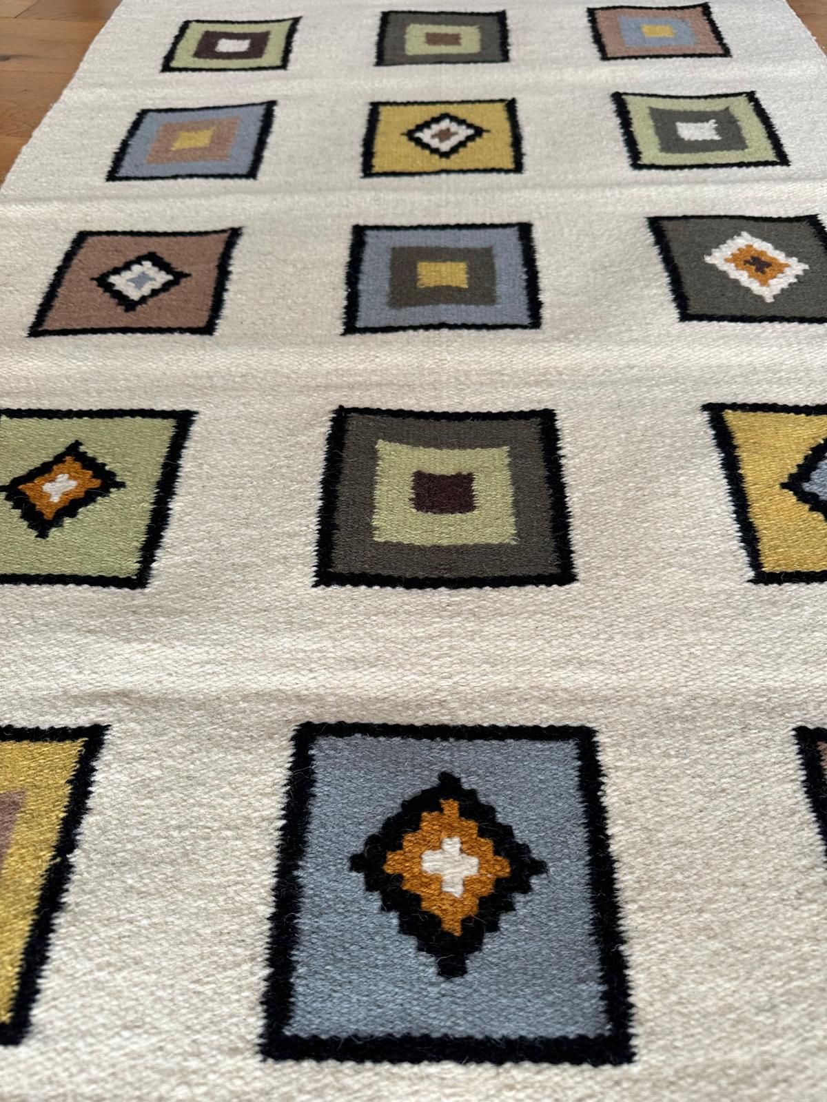 Handwoven Wool Runner – Pastel Square Pattern