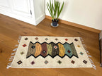 Romanian Handwoven Wool Rug – Infinite Column Motif