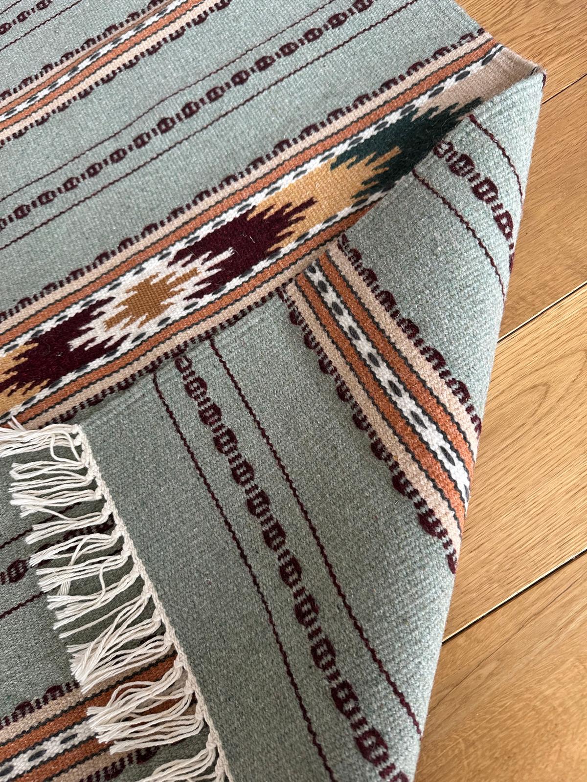 Handwoven Wool Runner – Chain Pattern