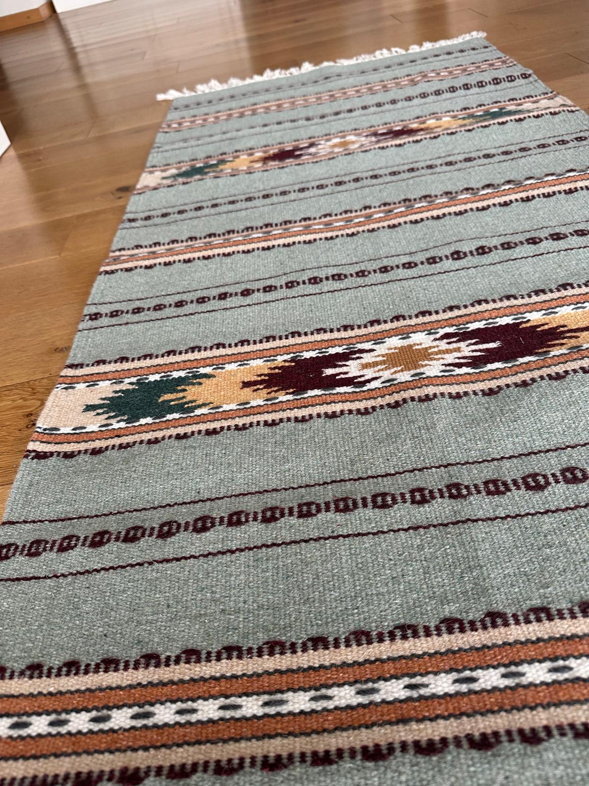 Handwoven Wool Runner – Chain Pattern